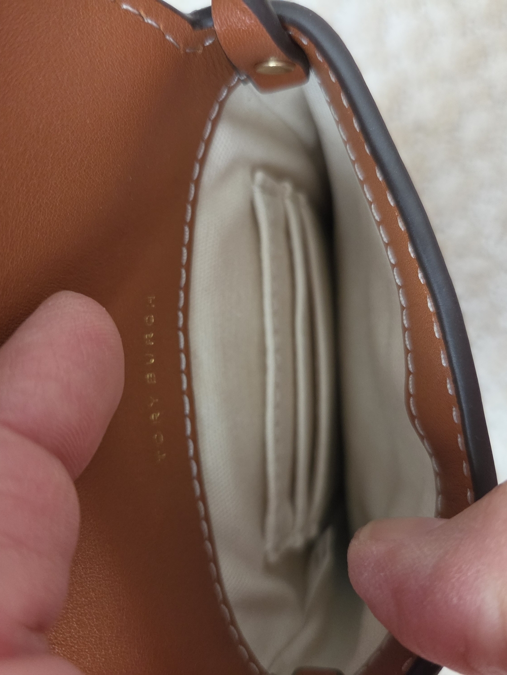 Tory Burch Tan Leather Crossbody with Signature Cutout Medallion - Picture 3 of 4